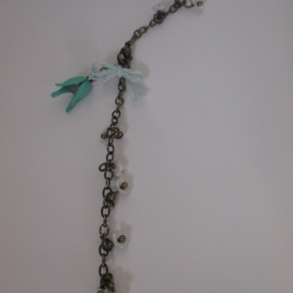 Anthropologie Enamel Flower Layer Necklace Set of - Picture 3 of 4